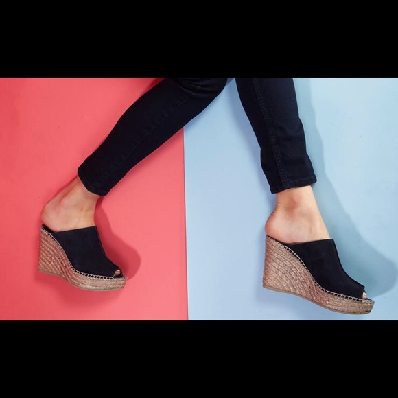 Andre Assouse Espadrille - Picture 1 of 9